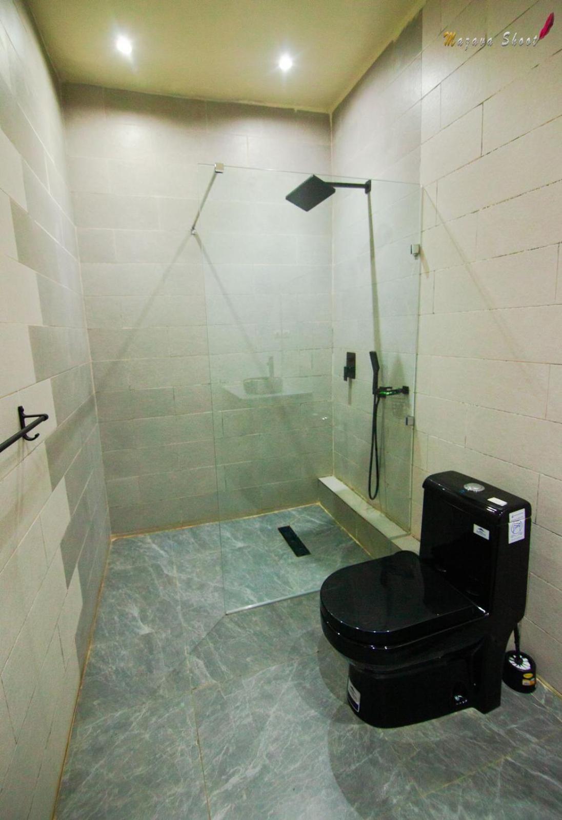 Lotus Hotel Antsiranana Екстер'єр фото