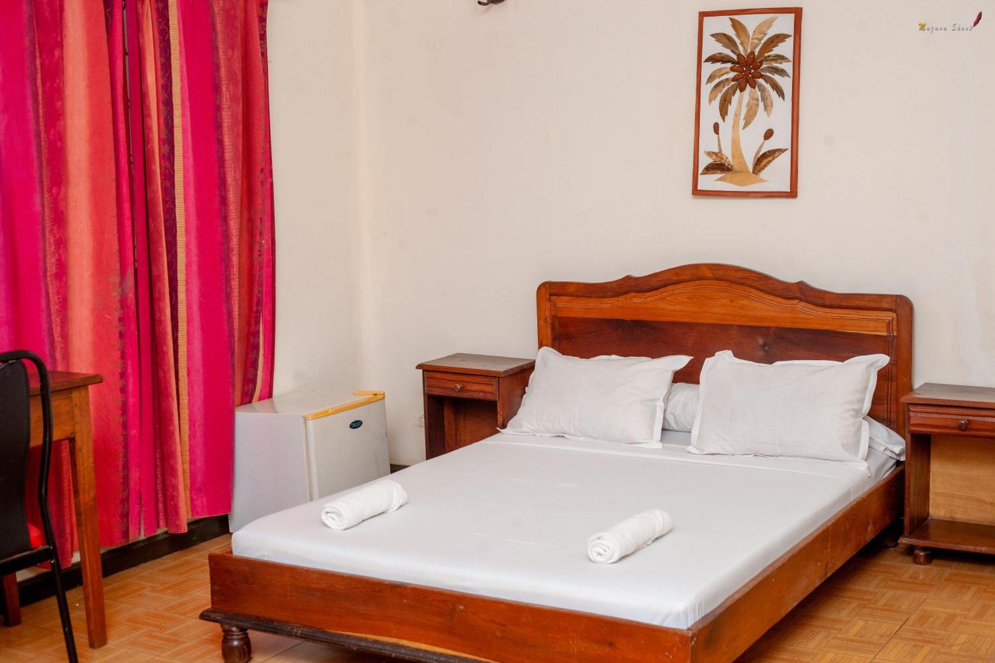 Lotus Hotel Antsiranana Екстер'єр фото